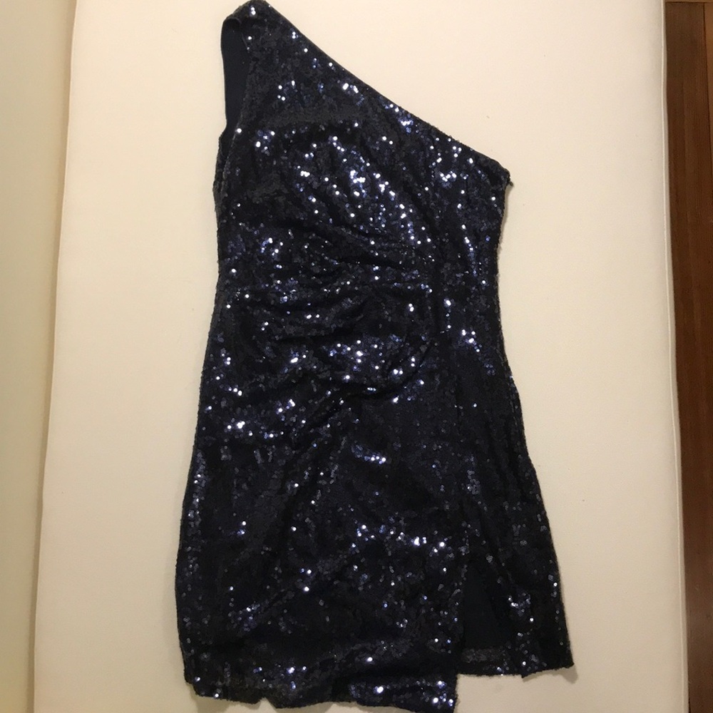 blue sparkly dress
